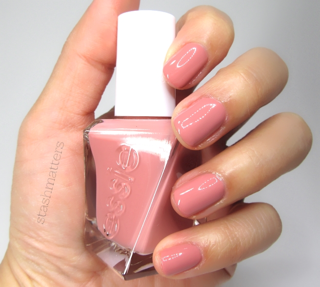 essie_gel_couture_pinned_up_9
